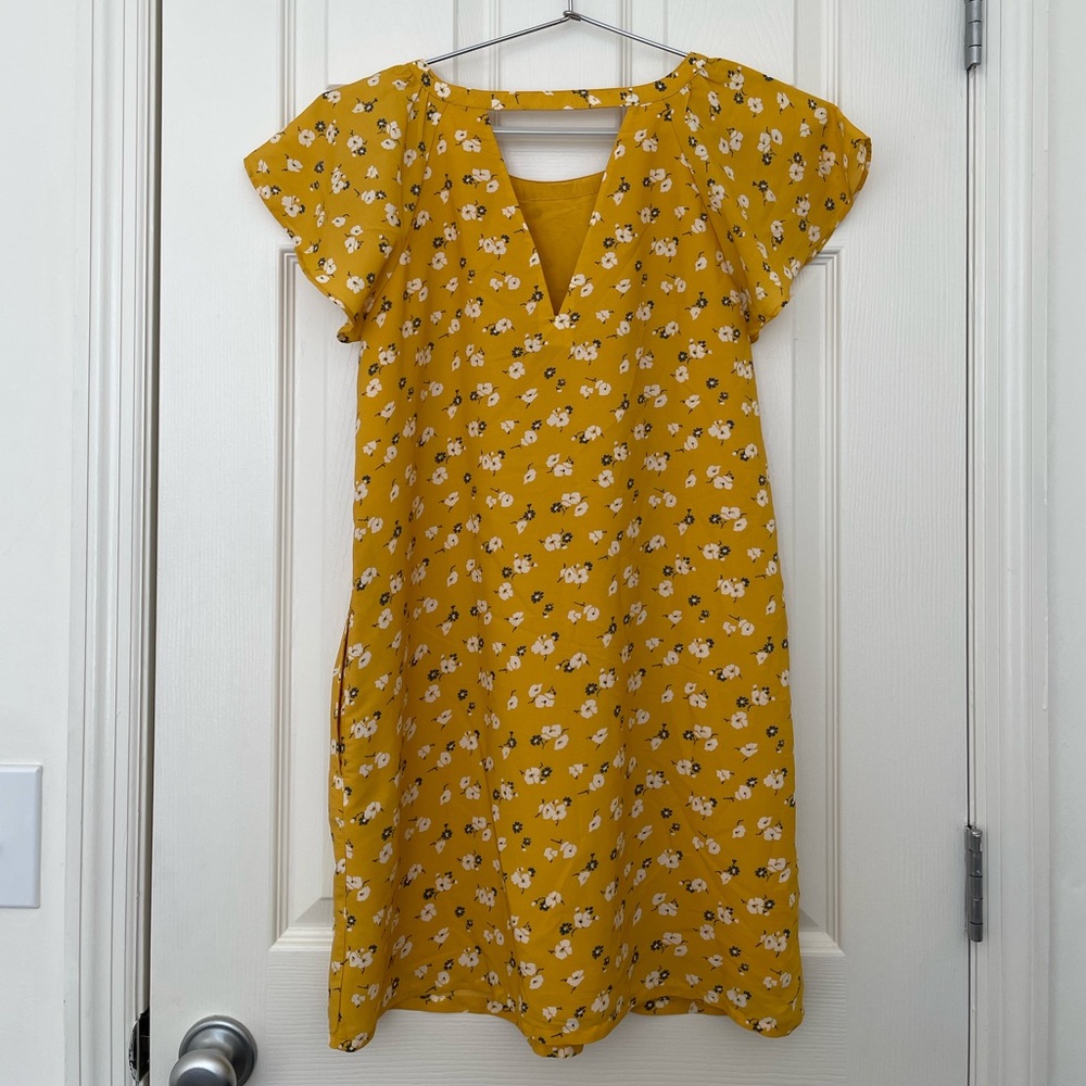 Abercrombie Yellow Floral Shift Dress